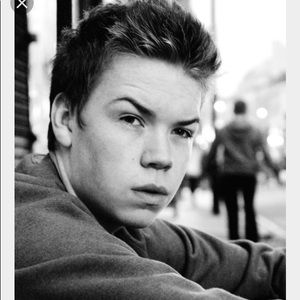 Meet your Posher, Levi